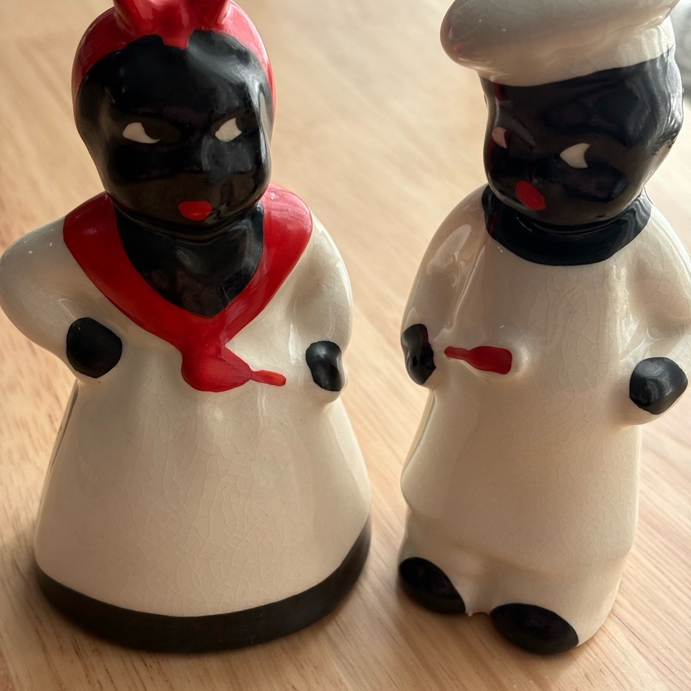 Vintage 40's Black Americana Salt & Pepper Set Ceramic